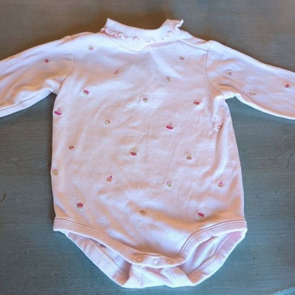 GYMBOREE Long Sleeve Onesie Sz 18 to 24 months